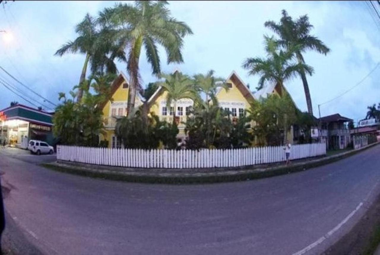 Yellow Houses Bocas Duplex Bocas Town Bagian luar foto