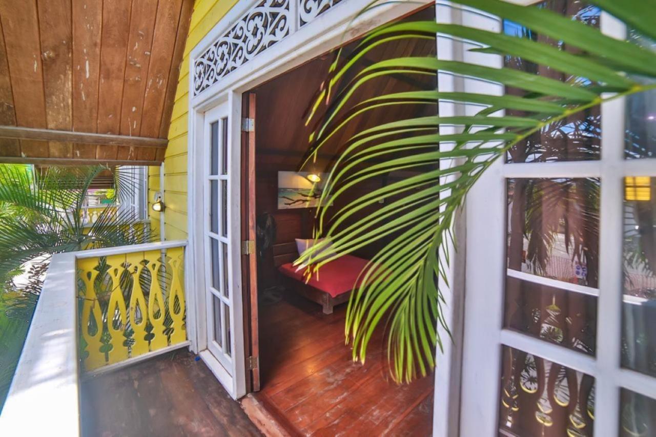 Yellow Houses Bocas Duplex Bocas Town Bagian luar foto